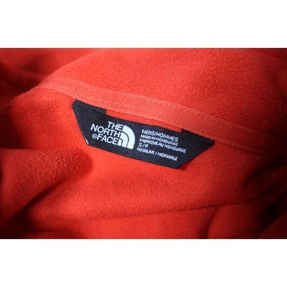 The North Face Full Zip Fleece Jacket - Red, Size M - Outdoor Warmth - Picture 3 of 8